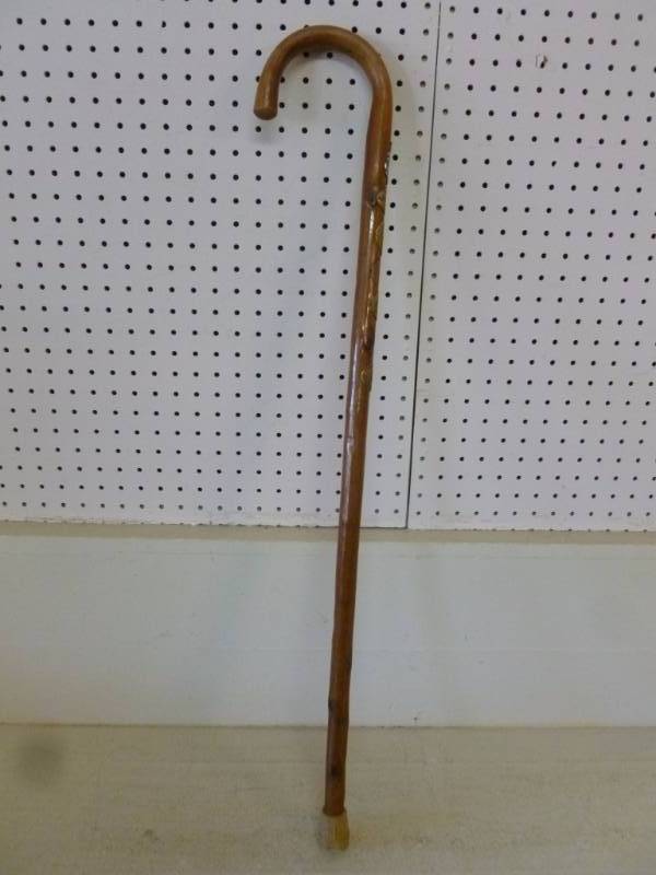 lot 73 image: Vintage Cane