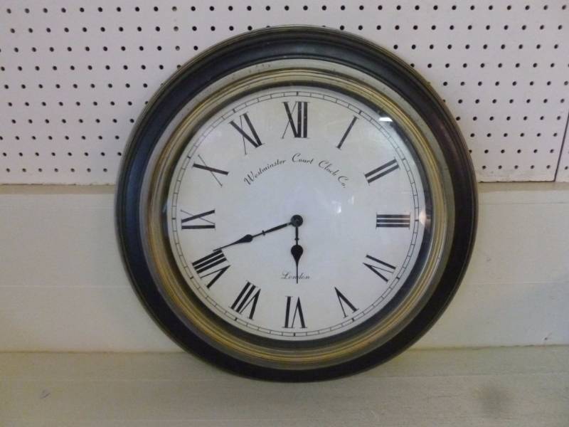 lot 102 image: Wall Clock
