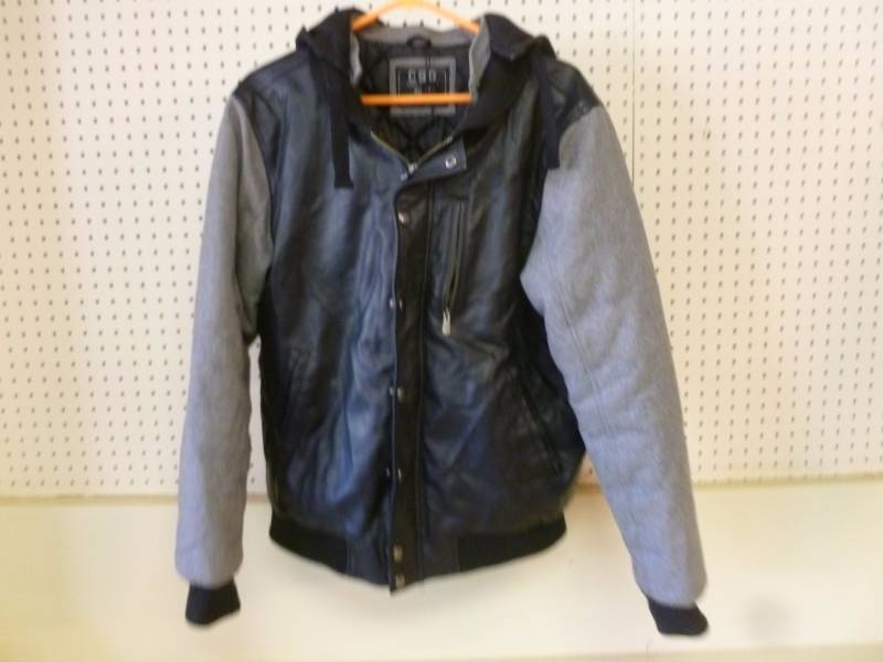 lot 117 image: Jacket