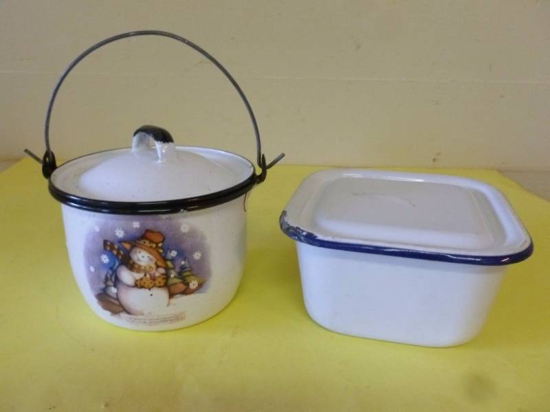lot 123 image: Vintage Porcelain Ware