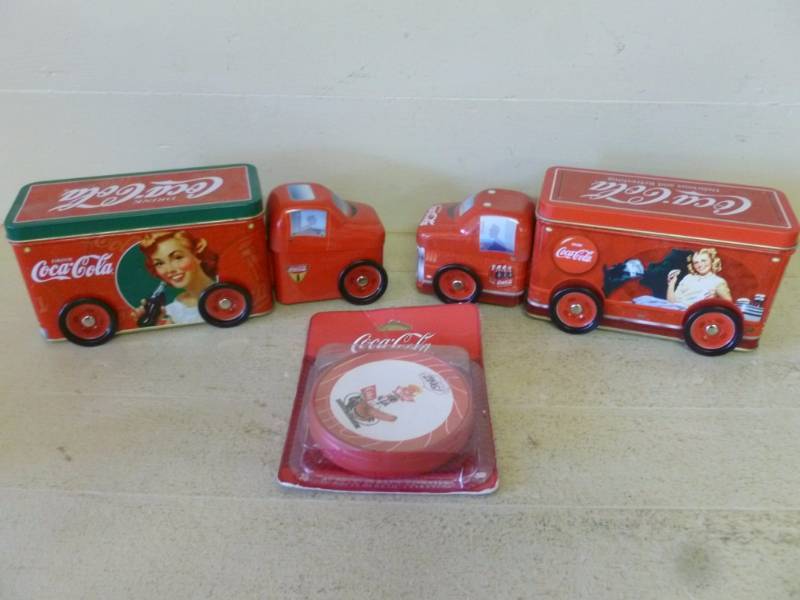 lot 128 image: Coca-Cola Collectible