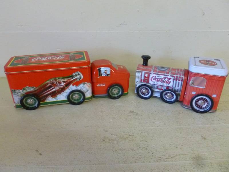 lot 129 image: Coca-Cola Collectible