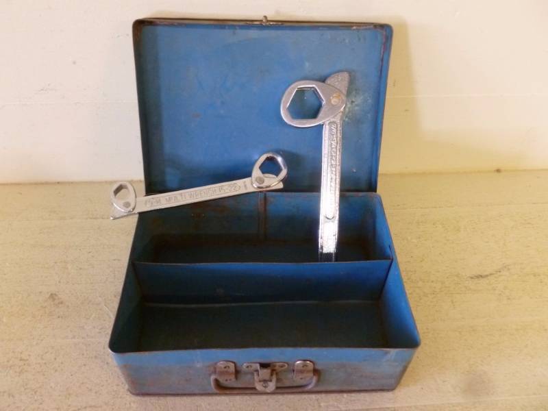 lot 234 image: Tools