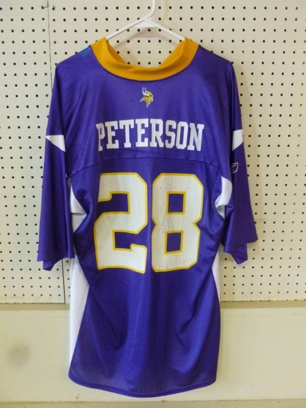 lot 250 image: Minnesota Vikings Jersey