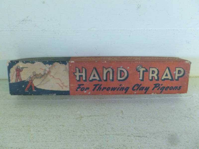 lot 290 image: Vintage Hand Trap
