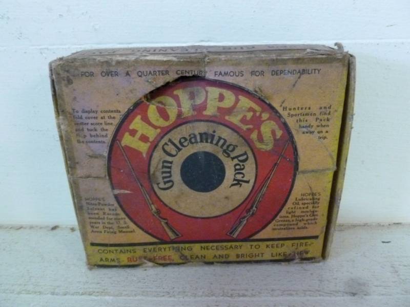 lot 295 image: Vintage Gun Cleaning Pack