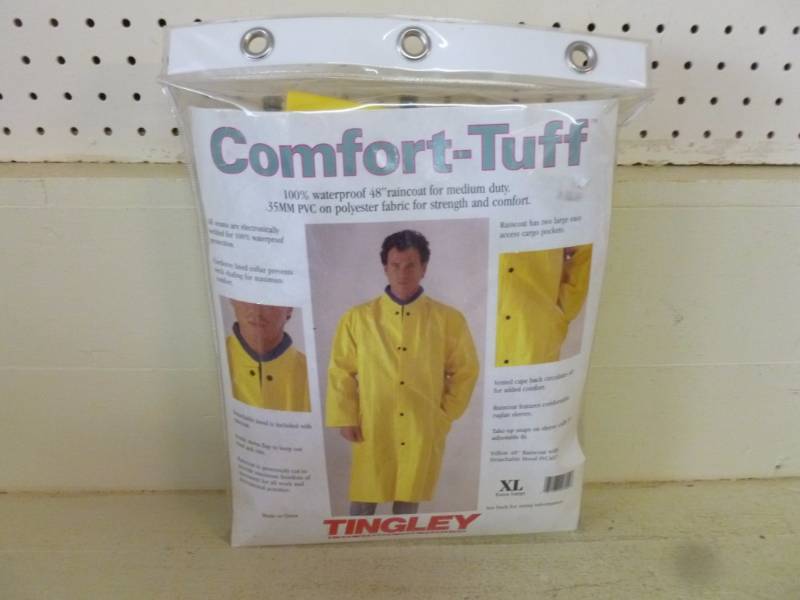 lot 312 image: Raincoat