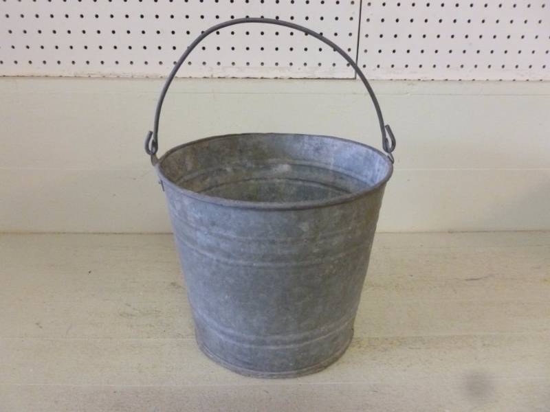 lot 319 image: Vintage Milk Can