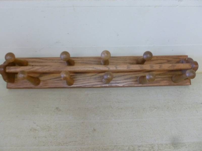 lot 339 image: Oak Belt Rack
