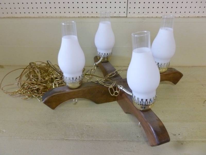 lot 359 image: Hanging Light