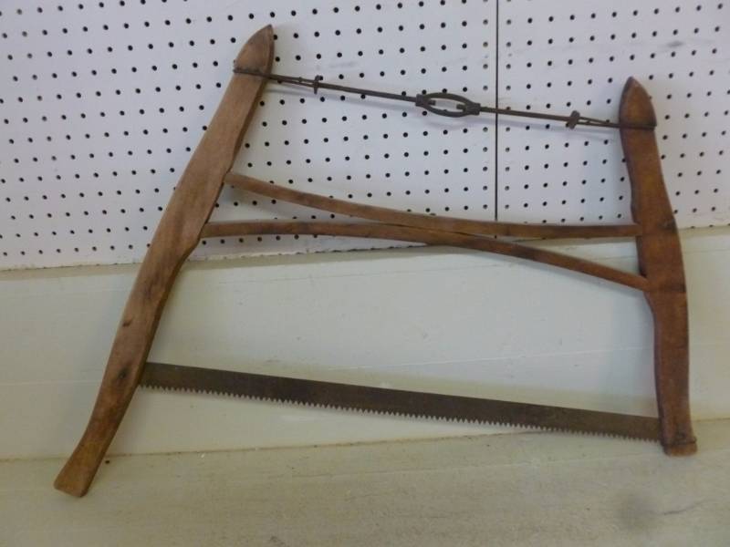 lot 361 image: Vintage Buck Saw