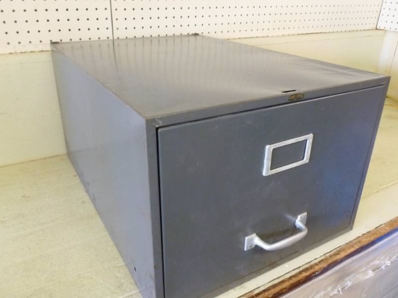 lot 369 image: Metal File Drawer