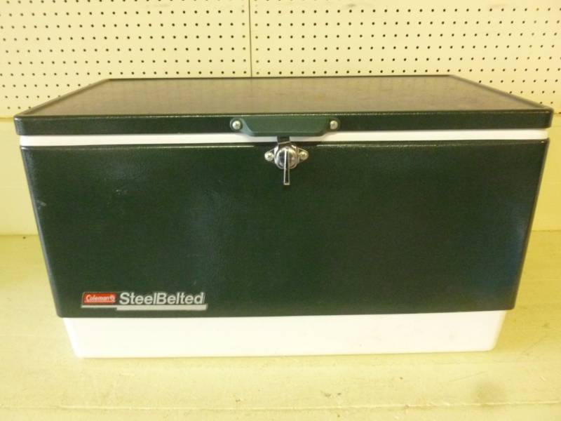 lot 373 image: Coleman Cooler
