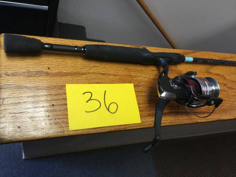 lot 36 image: Zebco 33 TACTICAL 60 Reel combo