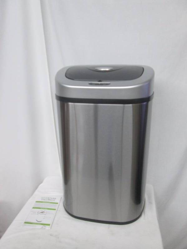 lot 28 image: Nine Stars 21-Gallon Motion-Sensor Trash Can
