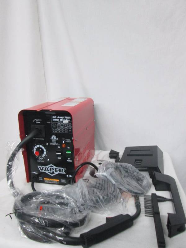 lot 8 image: Vaper 90-Amp Wire-Feed Welder Kit