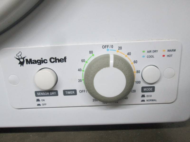 Magic Chef 2.6 Cu. ft. Compact Dryer