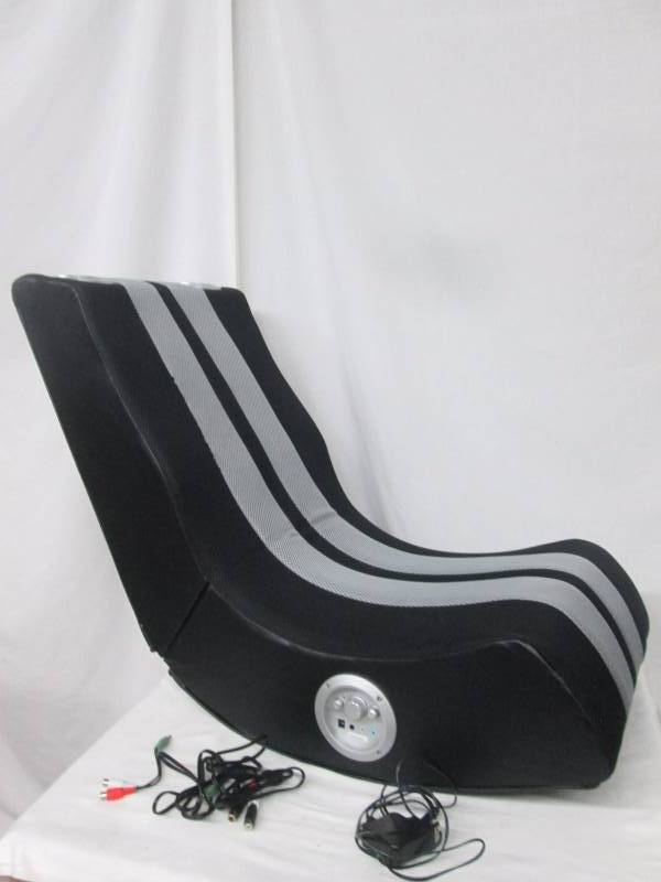 lot 16 image: Alcove Turbo Gaming Chair