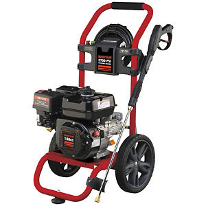 lot 5 image: Master Craft 2700 PSI Gas Pressure Washer