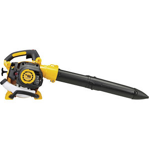 lot 9 image: Poulan Pro Gas 2 Cycle BlowerVac