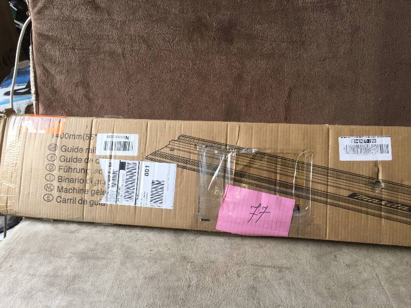 lot 77 image: Makita 194368-5 Guide Rail, 55-Inch New