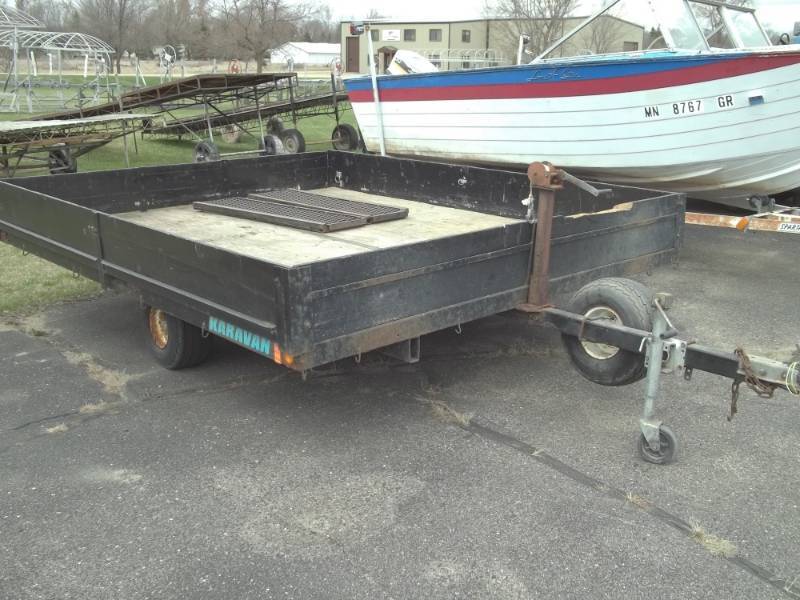 lot 2 image: 1997 CARAVAN TRAILER 100 x 120