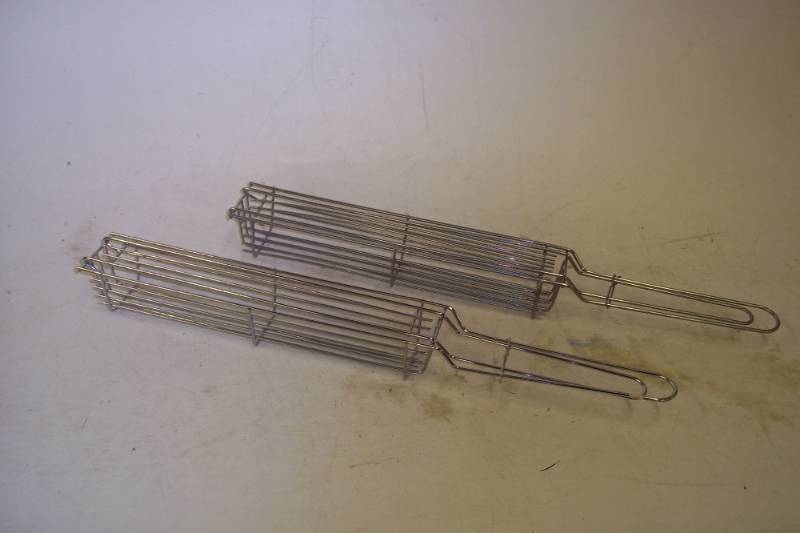 lot 14 image: Campfire kabob holders