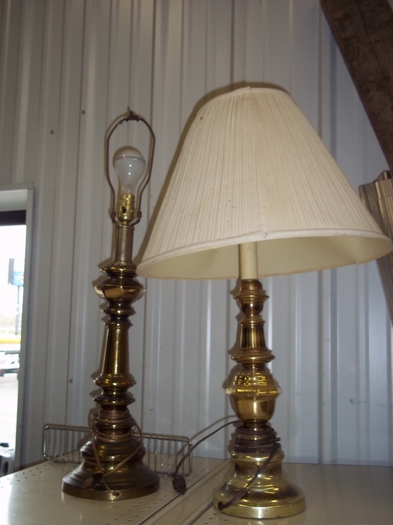 lot 36 image: Pair of Lamps