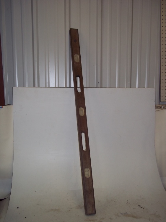 lot 62 image: 4 Vintage level
