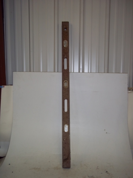 lot 63 image: 4 Vintage level
