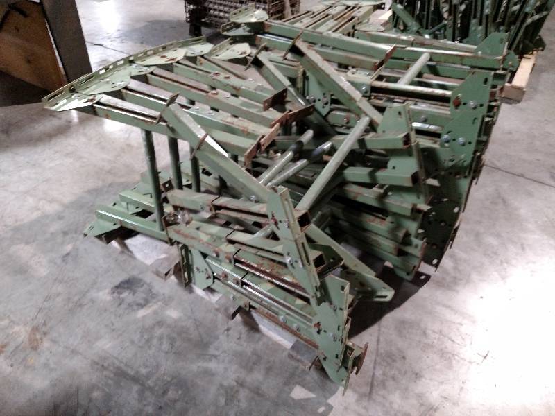 Approx. (32) Legs for 21 Roller Co...