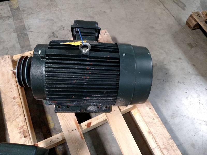 Toshiba 15 hp, 3 Phase Electric Mot...