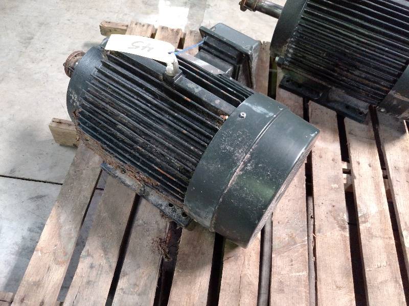 Toshiba 15 hp, 3 Phase Electric Mot...