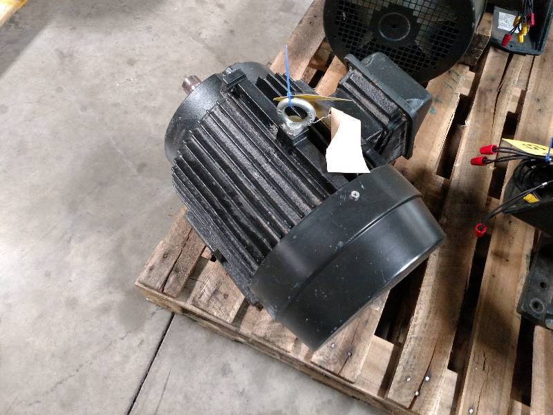 Toshiba 7.5 hp, 3 Phase Electric Mo...