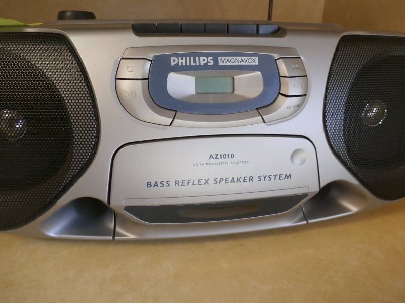 boombox works good