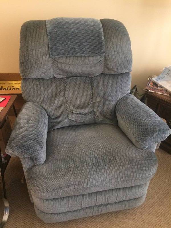 Lazy boy swivelrockerrecliner.