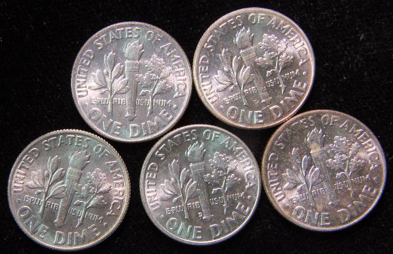 GROUP OF 5 SILVER ROOSEVELT DIMES IN BU-UNCIRCULATED CONDITION