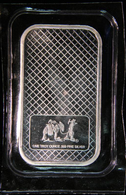 1 TROY Oz. .999 FINE SILVER BAR EAGLE DESIGN SEALED IN PLASTIC