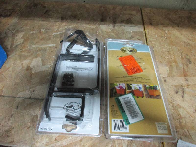 Window box brackets