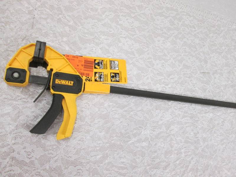 DeWalt 24 inch Large Trigger Clamp ...