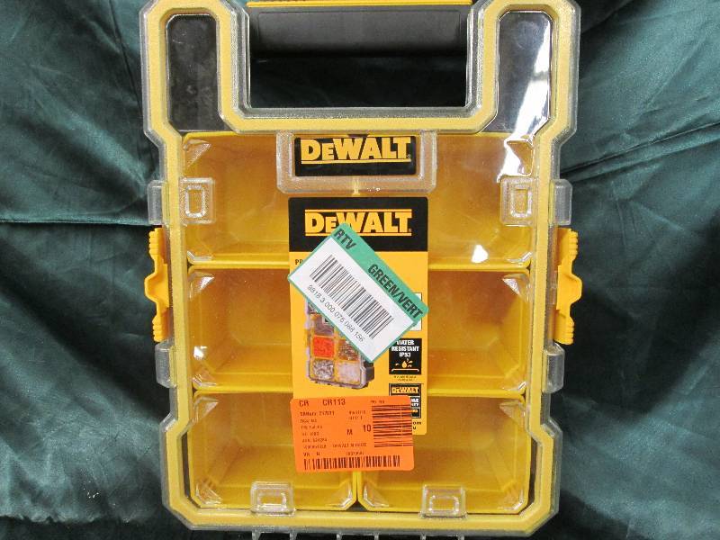 DeWalt 8-Compartment Midsize Deep P...