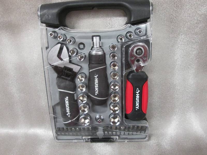 Husky Stubby 46 piece Tool Set Reta...