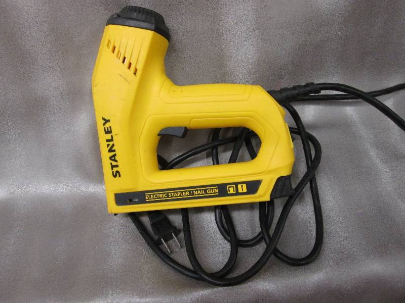 2 in 1 Stanley Electric Stapler & S...