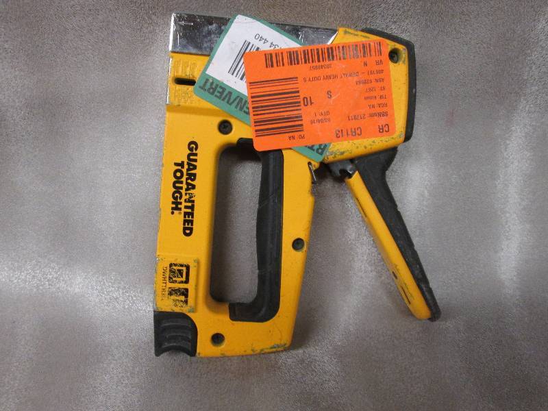 DeWalt 18 Gauge HD StapleNail Gun ...
