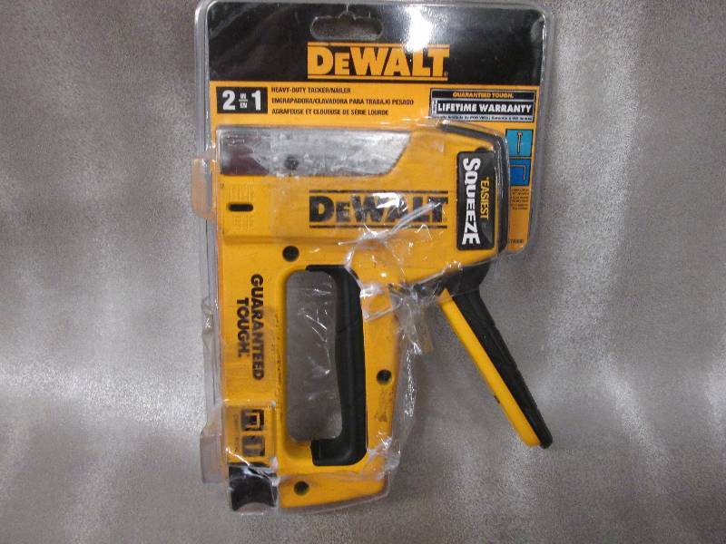 DeWalt 18 Gauge HD StapleNail Gun ...
