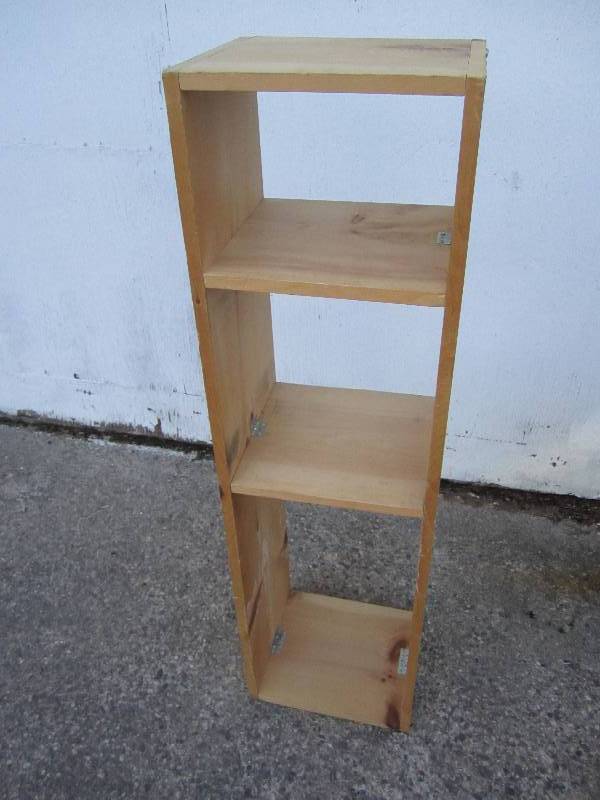 Wood shelf, 4 tall, 13.5 wide...