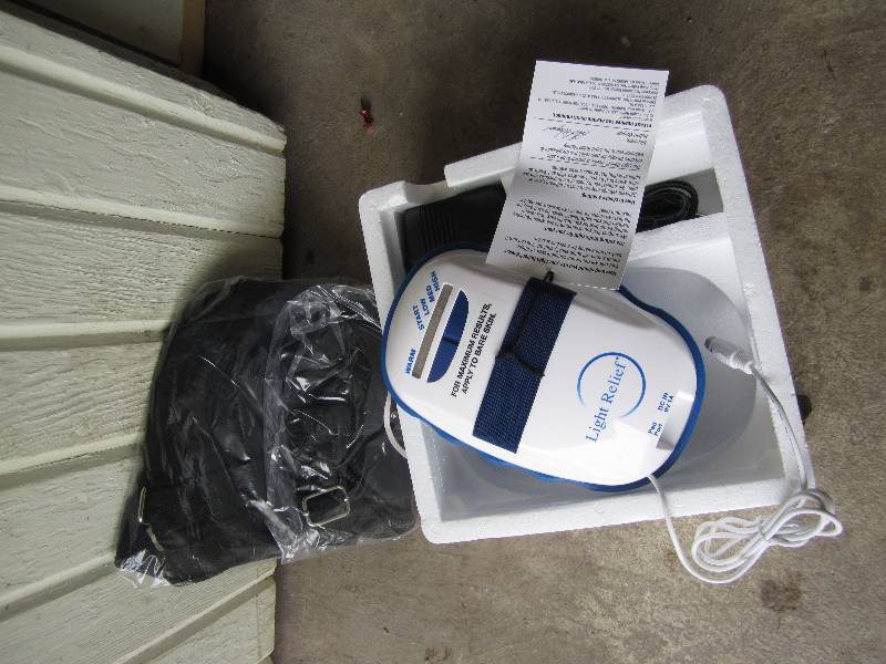 light relif tool with case new in b...
