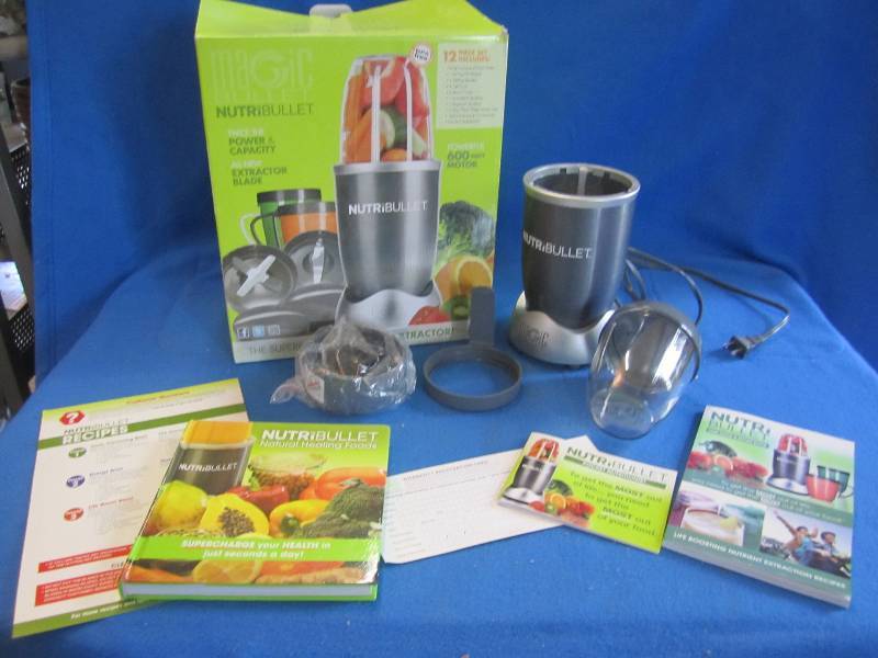 Nutri Bullet smoothie maker, super ...