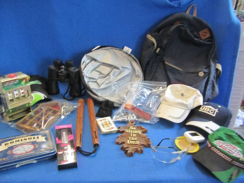 Lot of caps, binoculars, dcor and...