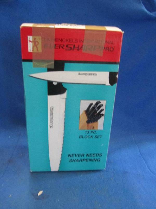 Eversharp knife set...